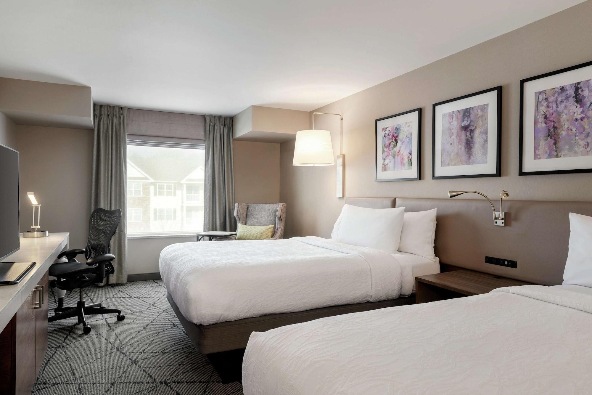 Hilton Garden Inn Springfield Ngoại thất bức ảnh