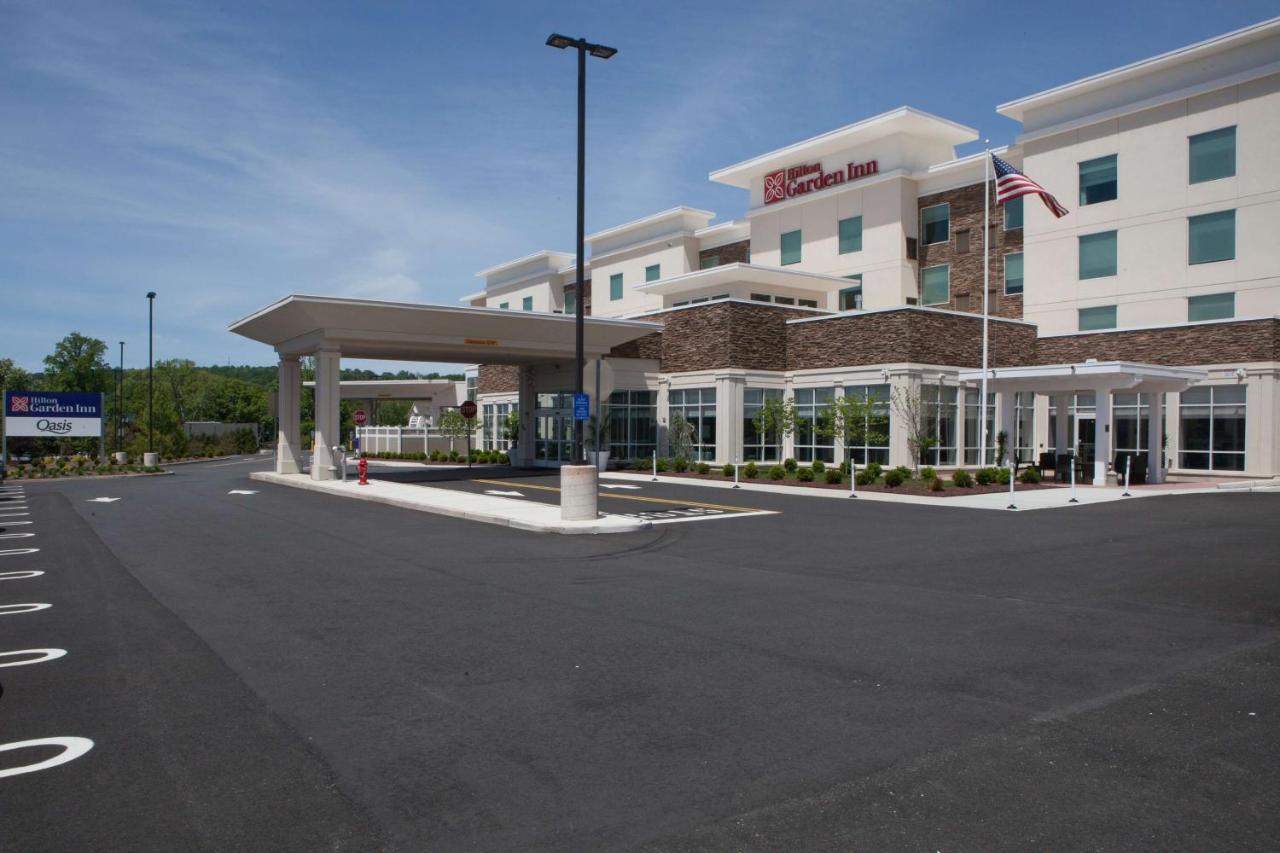 Hilton Garden Inn Springfield Ngoại thất bức ảnh