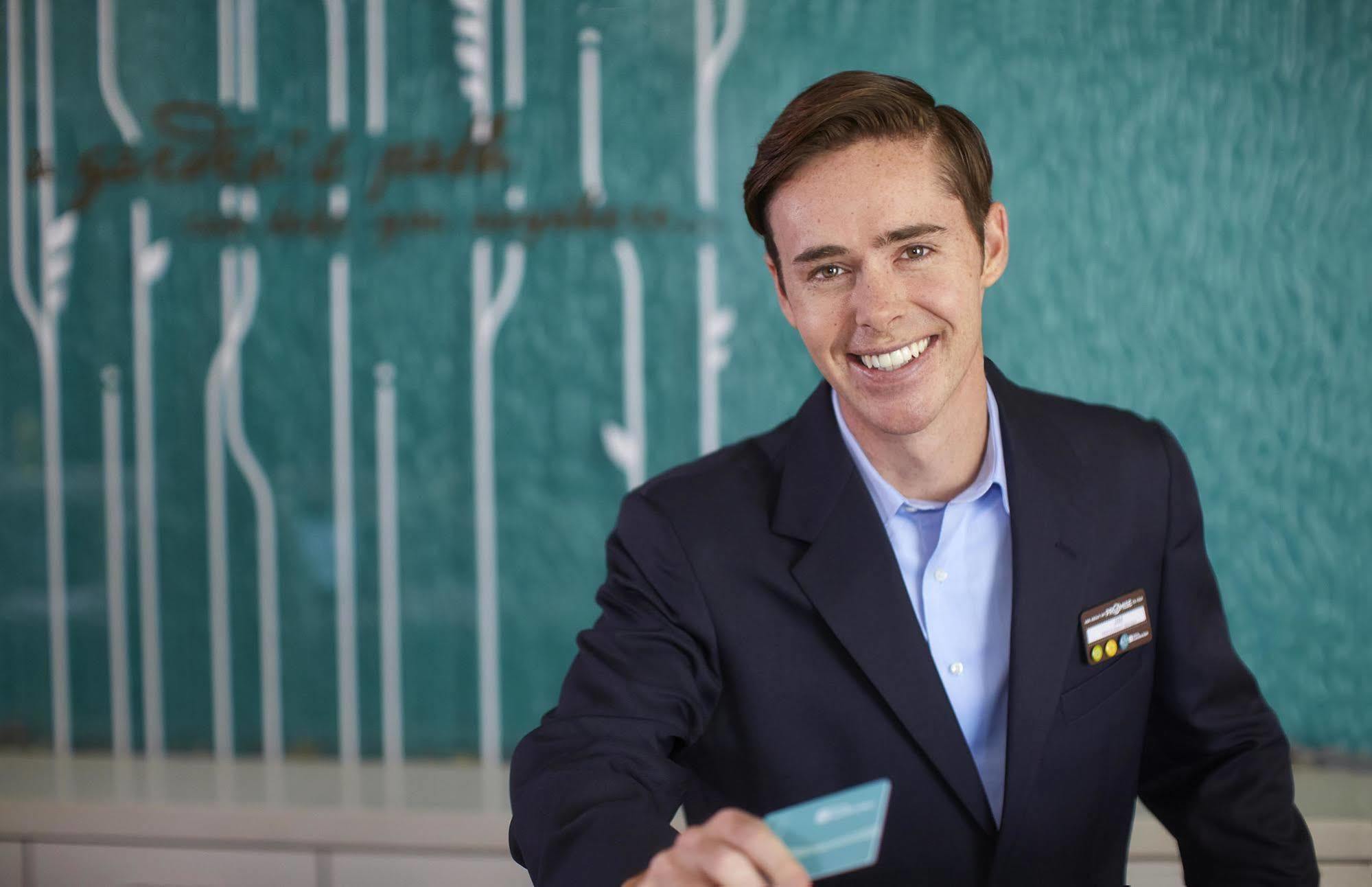 Hilton Garden Inn Springfield Ngoại thất bức ảnh